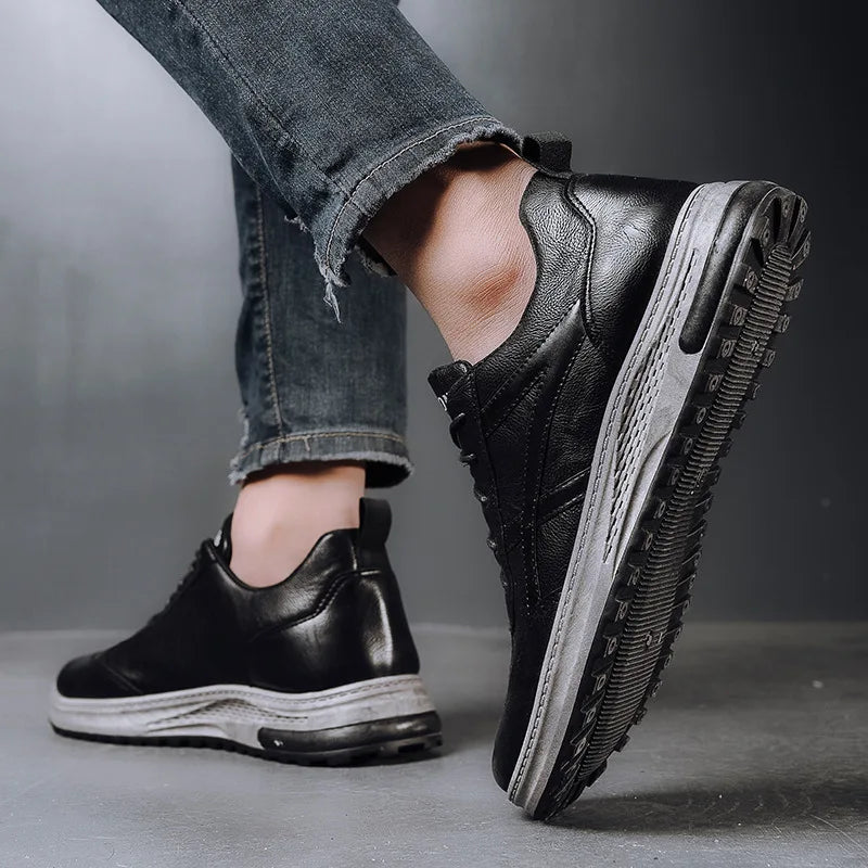 Sneaker Good Held